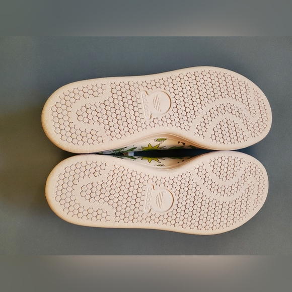 Kermit adidas size 7 - Picture 4 of 6